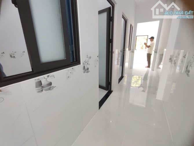 NHÀ  CÁCH BIỂN PHƯỚC HẢI 2,5 km  – GIÁ SIÊU RẺ – 5 x 19.3m - 60m² thổ -  1 tỷ 550 - 4
