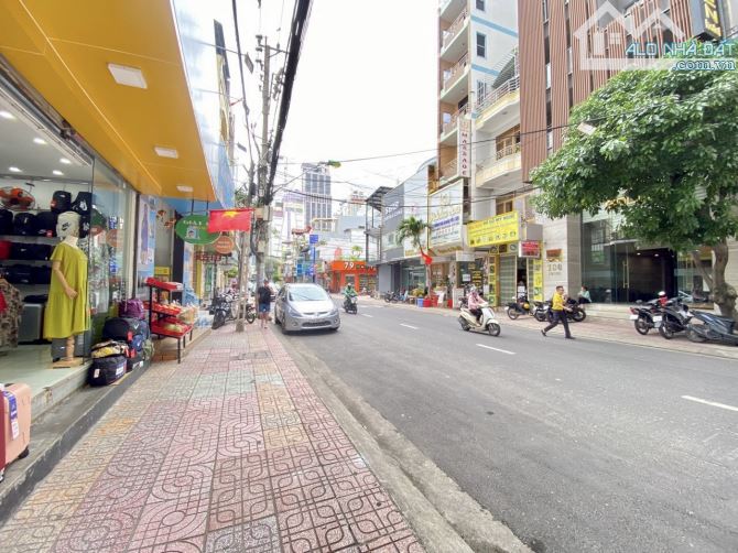 SIÊU PHẨM 2 MẶT TIỀN ĐƯỜNG HÙNG VƯƠNG , CÁCH BIỂN 200m , CHIỀU NGANG 10m , GIÁ 382 TRIỆU / - 4