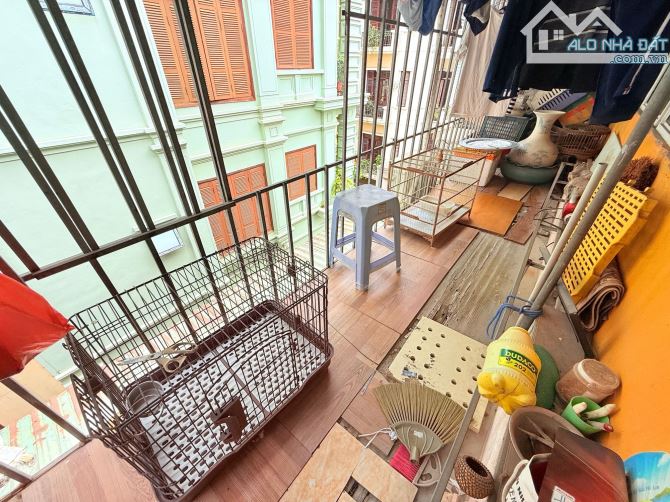 BÁN GẤP CĂN HỘ TẬP THỂ VIP1, TẦNG 3, PHAN VĂN TRƯỜNG, CẦU GIẤY. 85M2 – 2PN. 3,95 TỶ - 4