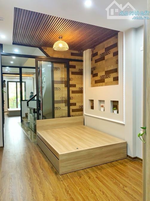 Bán nhà riêng dân tự xây Nguyễn Văn Cừ 50 m2- Ngõ nông ô tô 7 chỗ qua cửa, dân trí-10.x tỷ - 4