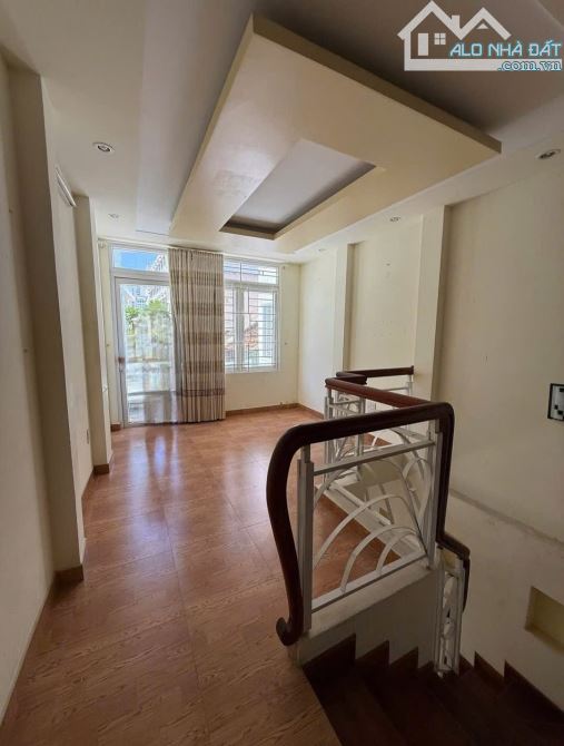 NHÀ 4 TẦNG HẺM HÀN THUYÊN GẦN CHỢ ĐẦM, 41M2, NGANG 3,5M, GIÁ CHỈ 5,7 TỶ - 4