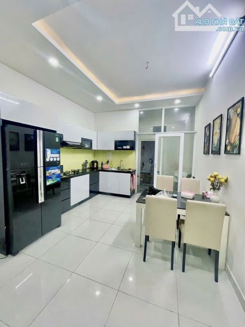 CAO THẮNG QUẬN 10 - HXH ĐỖ CỬA, 30M RA Ô TÔ TRÁNH - 53M2 (4x13) VUÔNG VỨC KO LỖI - 4 TẦNG - 4