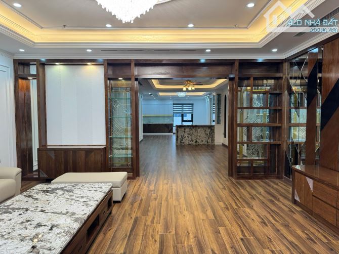Bán tòa nhà phố Nguyễn Hoàng: 8 tầng+ hầm 2 mặt thoángx 140m, MT: 7m, Giá: 86 tỷ - 5