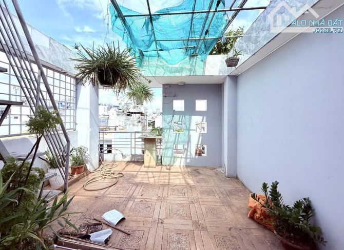 HẺM Ô TÔ cách 30m, 4 Tầng 5PN 50m2 (3.8 x 13.6), P1 Gò Vấp, giá 7ty TL - 5