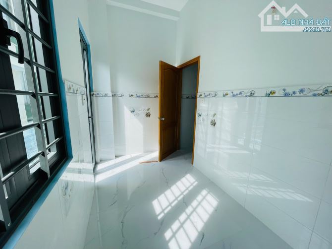 BÁN NHÀ 1 TRỆT 2 LẦU MỚI ĐẸP HẺM LÝ THƯỜNG KIỆT GẦN BIỂN BÃI TRƯỚC - 5