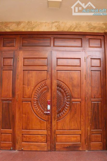 NHÀ ĐẸP KIÊN CỐ HẺM 320 TRẦN PHÚ NỘI THẤT XỊN XÒ TOÀN GỖ TỰ NHIÊN - Loctran - 5