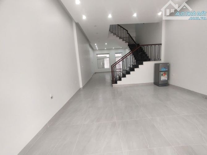 Cho thuê nhà làng việt kiều châu âu. DT 78m2, 4 tầng, MT 5m, điều hòa, ô tô đỗ cửa - 5