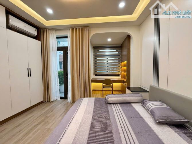 Siêu Phẩm!!!Nhà MT Trần Bá Giao P.5-GV. DT: 5X14 CN 60m2. Nhà 5 Lầu GIÁ 10.4 TỶ TL - 5