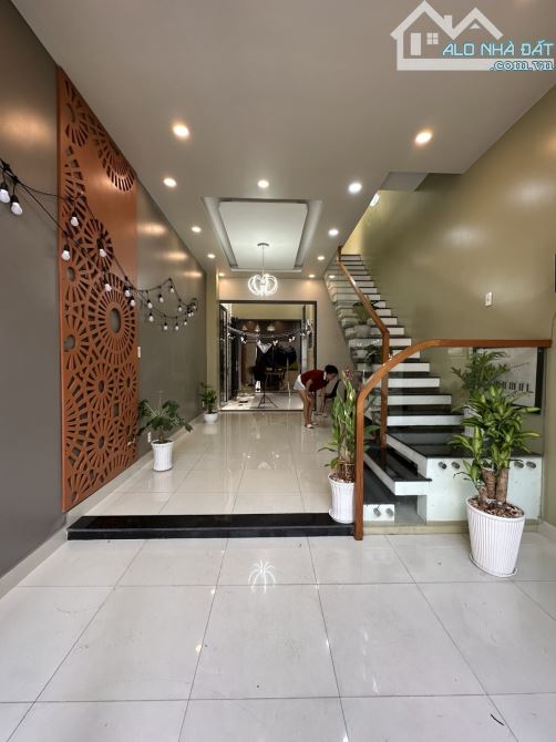 Nhà 3 Tầng - Hẻm OTO Thông - 114M2 - Trường Chinh, Đông Hưng Thuận, Quận 12 - 5