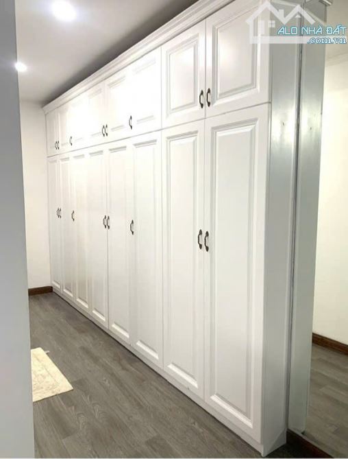 HX tải 1/ Lê Văn Sỹ p.10 Phú Nhuận  5x15m ,1 trệt 5 lầu thang máy  View 3 mặt thoáng . - 5