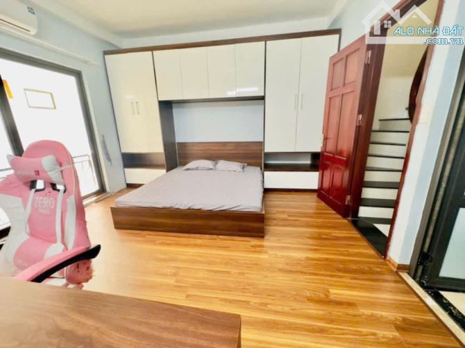 SIÊU PHẨM NHÀ ĐẸP LÔ GÓC – 5 TẦNG FULL ĐỒ – Ở NGAY – 6.2 TỶ - 5