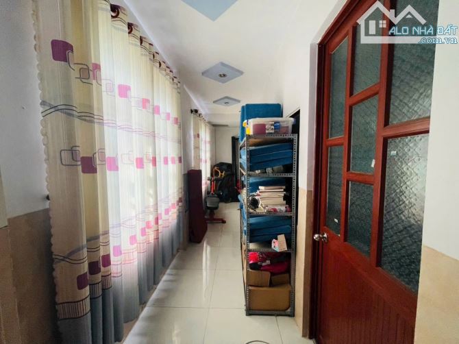 D145 | chủ ngộp giảm 300 triệu còn 3 tỉ 700 triệu + bán lô đất mặt tiền 768 Xã Thiên Tân - - 5