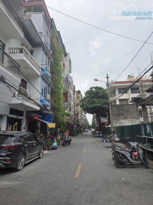 Bán nhà mặt phố Lý Thường Kiệt, Hà Đông - Phân lô vỉa hè - Kinh doanh tốt 40m2 - 14.X Tỷ - 5