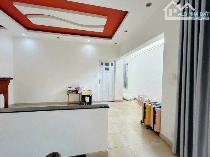 Bán nhà 1 trệt 1 lầu sổ riêng thổ cư p. Trung Dũng - 5