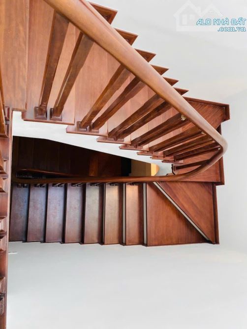 BÁN NHÀ PHỐ HOÀNG VĂN THÁI,Ô TÔ 7 CHỖ VÀO NHÀ,CÁCH PHỐ 3 BƯỚC CHÂN,DTSD 48m GIÁ 18 TỶ. - 5