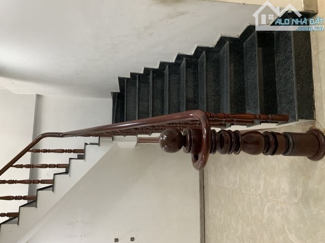 Nhà 2 Tầng Thủ Đức, 68m2, Ngõ rộng Xe Hơi Thông, SHR, Full Thổ cư . Chỉ hơn 5 tỷ - 5