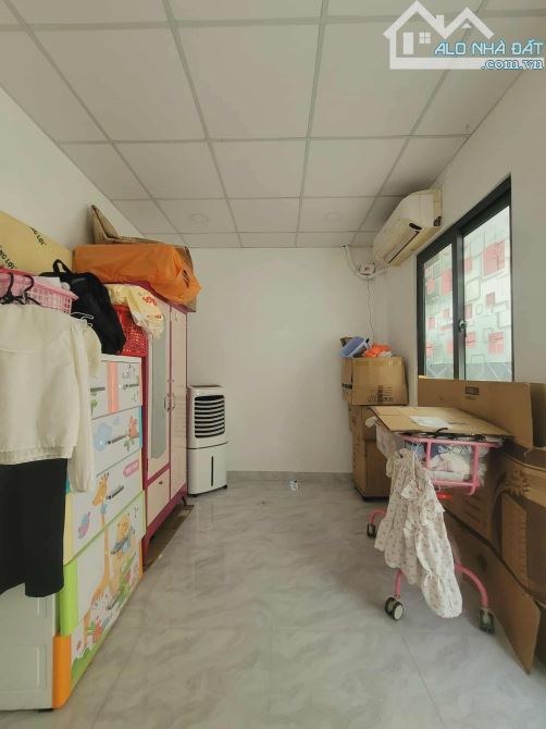 Bán nhà đẹp 2 tầng Cách Mạng Tháng 8 Tân Bình, 36m2 tặng nội thất nhỉnh 4 tỷ. - 5