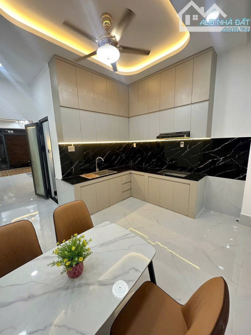 Nhà lầu mới xây dựng đường oto Bình Tạo, Trung An, Mỹ Tho Tiền Giang - 5