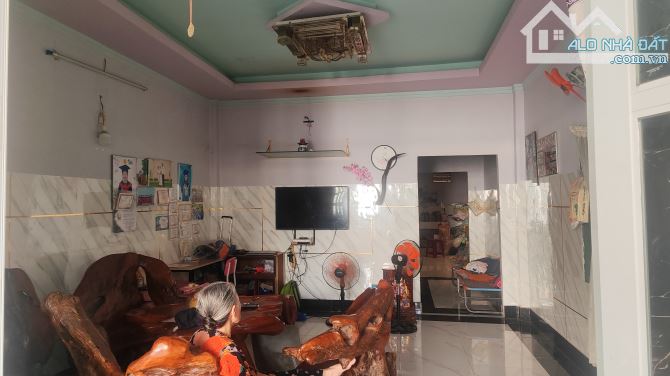 NHÀ 2 LẦU,  NGUYỄN THỊ KIỂU,  TTH,  Q12,  SAU LƯNG METRO 4.8 TỶ - 5