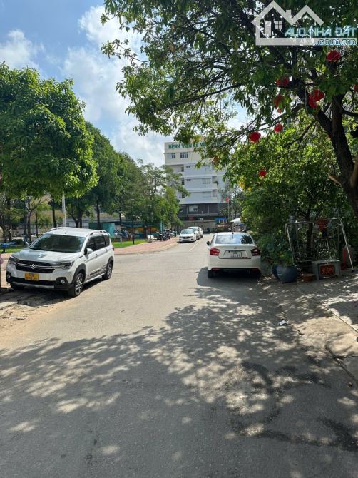 Đất Quận 2 -110m² ngang 5m Sát bệnh viện Lê Văn Thịnh chỉ 13 tỷ - 5