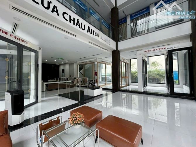 Cho thuê tòa nhà mới đẹp tổng diện tích 1300m2 góc 2 mặt tiền đường Nguyễn Ái Quốc - 5