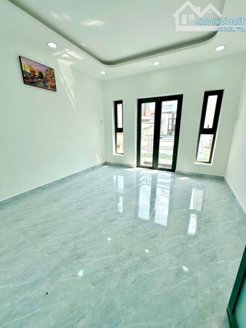 Bán nhà 2 lầu hẻm 90 Âu Dương Lân P. Chánh Hưng Quận 8 - 5
