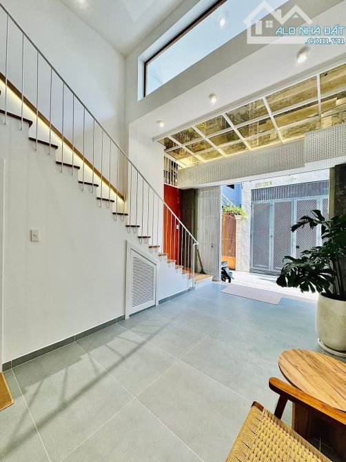 Lên sóng siêu phẩm Hẻm xe hơi Nguyễn Tiểu La, Q10(82,6m2). Giá 5Tỷ160 - 5