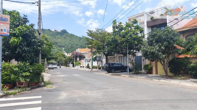 BÁN CĂN BIỆT THỰ GẦN 200m2 NGANG 10m NGAY CÔNG VIÊN ĐẸP NHƯ HÌNH PHƯỜNG VŨNG TÀU TP HCM - 5