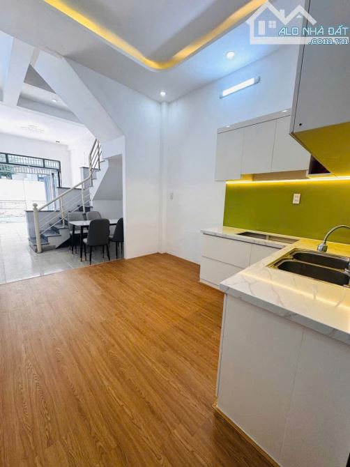 📌📌📌LÀM VIỆC TRỰC TIẾP GIÁ TỐT !!! Bán nhà 2 tầng kiệt 379 trần cao vân - 5