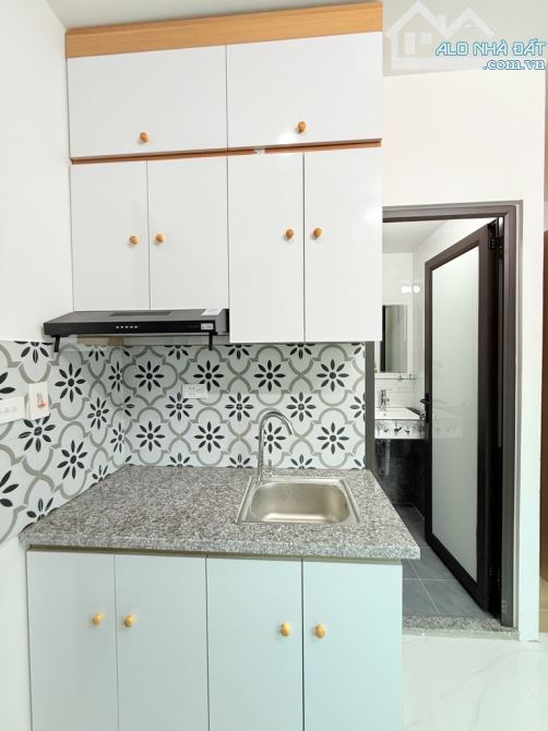 CCMN 6 TẦNG THANG MÁY - 15M Ô TÔ TRÁNH DOANH THU 600tr/ NĂM - NGAY SÁT ĐẠI HỌC BÁCH KHOA - 5