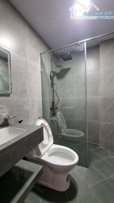 Nhà Phố Tư Đình 30m, 6 tầng,thang máy, nằm trong tổ hợp nhà sang trọng. Ngõ  ô tô tránh - 5