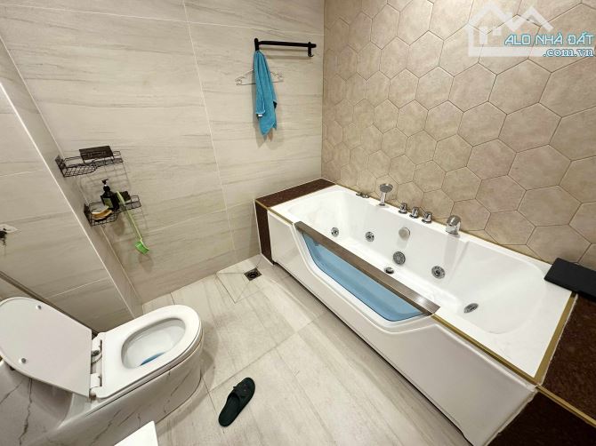 132TR/M2 - NHÀ 4 TẦNG HXH 7 CHỖ THÍCH QUẢNG ĐỨC - 4PN 5WC - 95M2 (4×24) - 12.6 TỶ - 5