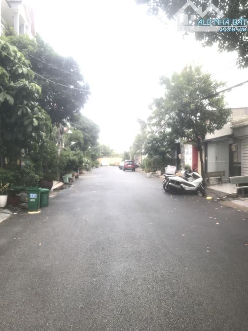 Bán nhà đẹp 3 tầng,ô tô đỗ ngày đêm .Tân Thuận,Quận 7.Giá 13.5 tỷ. - 6