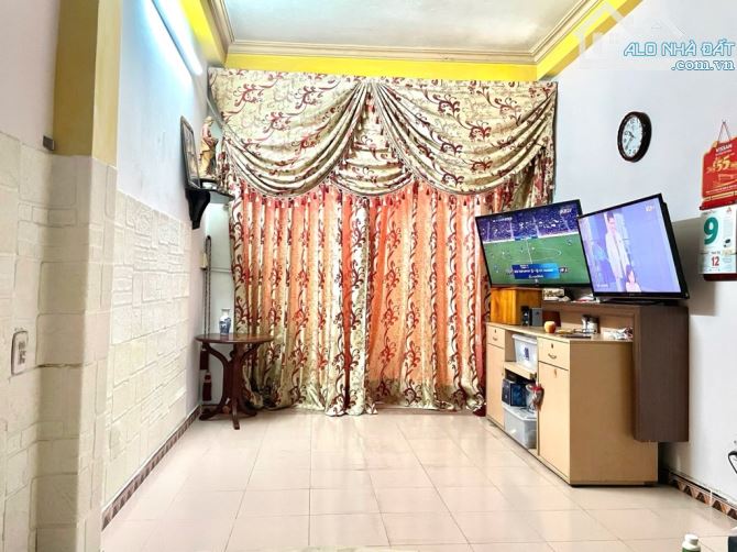 4 TẦNG - 90M2 - KHU VỰC VIP TT GÒ VẤP,NGÃ 5 MẶT TIỀN KINH DOANH SẦM UẤT BẬC NHẤT,GIÁ 12 TỶ - 6