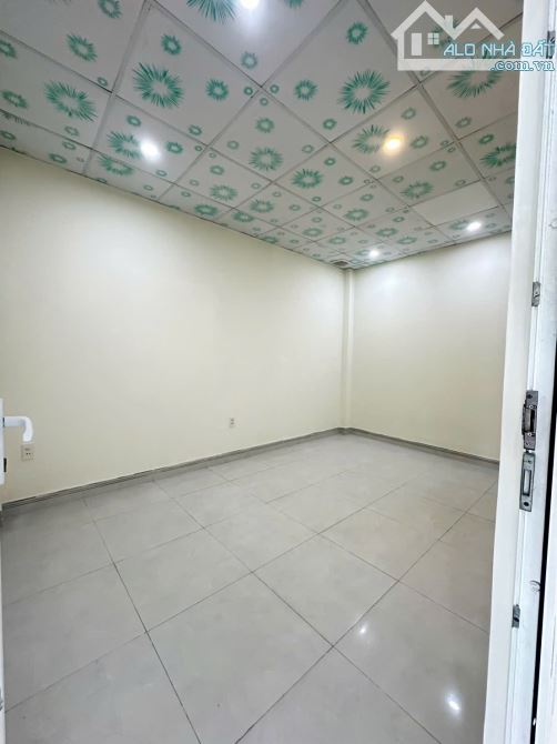 Bán căn nhà 1 trệt lầu còn mới vào ở ngay đường số 4. phường Trường Thọ,Thủ Đức - 6