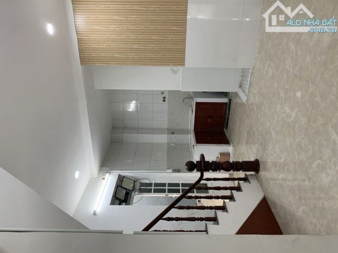 Nhà 2 Tầng Thủ Đức, 68m2, Ngõ rộng Xe Hơi Thông, SHR, Full Thổ cư . Chỉ hơn 5 tỷ - 6