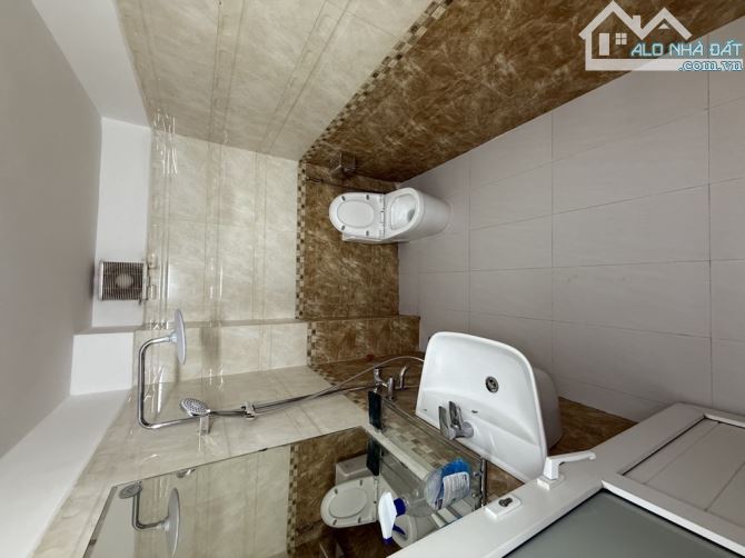 TRUNG TÂM ĐỐNG ĐA– 50M Ô TÔ TRÁNH – 7 TẦNG – 4 NGỦ - 6