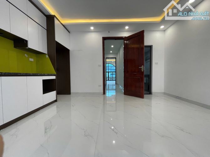 Bán nhà Phố 83m2- 4T- Liền Kề KĐT Văn Khê- Đường 2 ô tô tránh- Thang máy xịn- Nhỉnh 20 tỷ - 6