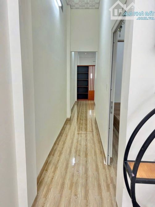 HẠ GIÁ BÁN GẤP NHÀ MẶT TIỀN ĐẶNG VĂN NGỮ GẦN CHỢ ĐÊ - Loctran - 6