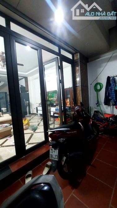 Ngõ 254 Minh Khai - 45.4m2 - mặt tiền 4.35m - 5 tầng 5ngủ ngõ tuyệt đẹp 8.5 tỷ - 6