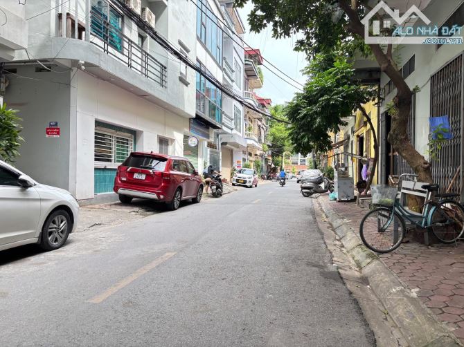 Chị Hạnh bán nhà phố Lê Hồng Phong, Hà Đông, DT 51m 4T, ô tô đỗ cửa, chỉ nhỉnh 12 tỷ - 6