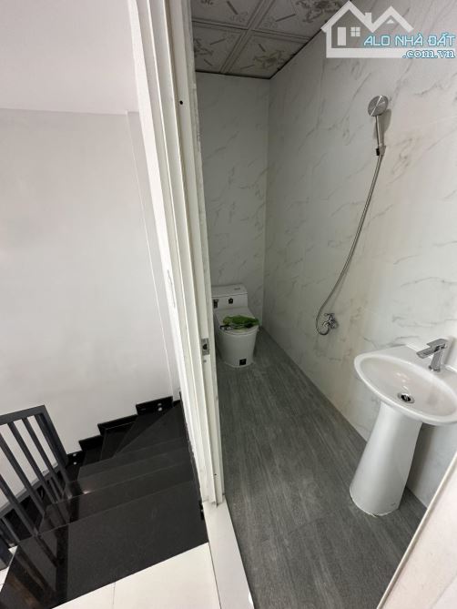 Bán nhà mới đẹp lung linh đường Huỳnh Thiện Lộc , Hoà Thạnh ,Tân Phú  Dt : 70m2-Nhỉnh 5tỷ - 6