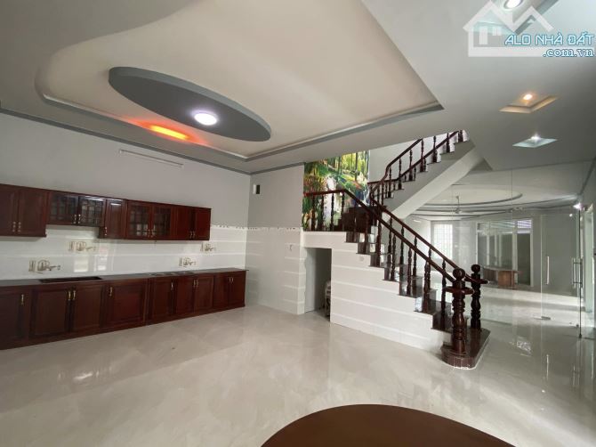 Cho Thuê Nhà Trệt 3 Lầu Góc Hai Mặt Tiền – KDC Phú An, Cái Răng, Cần Thơ 20 triệu - 6