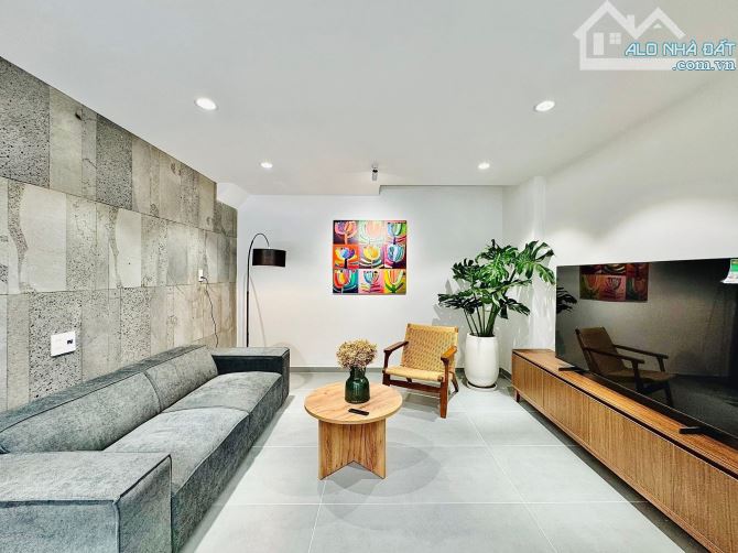 Lên sóng siêu phẩm Hẻm xe hơi Nguyễn Tiểu La, Q10(82,6m2). Giá 5Tỷ160 - 6