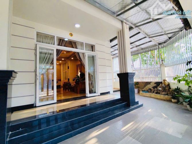 🏠 Cần bán nhà 2 mặt tiền Khu Tái định cư Hòn Xện Phường Bắc Nha Trang. 12 tỷ - 6