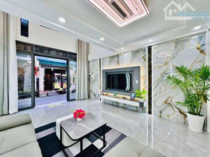 Nhà Mới Xây Hẻm Xe Hơi💎Bùi Quang  Phường P12💎4,4mx8m 4 Lầu 3PN 4WC💵6,7 Tỷ - 6