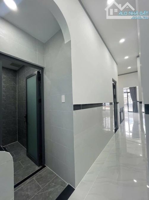 Bán căn nhà mới 1 trệt 1 lầu khu dân cư Bửu Long ( củ) Nay P. Trấn Biên - Diện Tích: 4*18 - 6