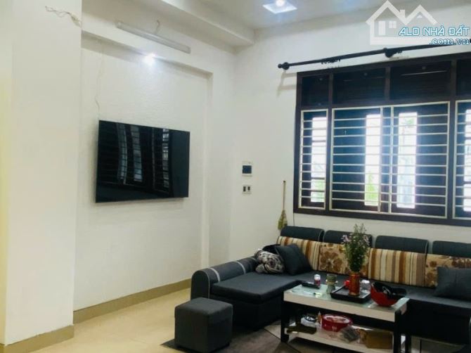 NHÀ BIỆT THỰ HẺM QUANG TRUNG, DT 10X26, GIÁ 6 TỶ - 6