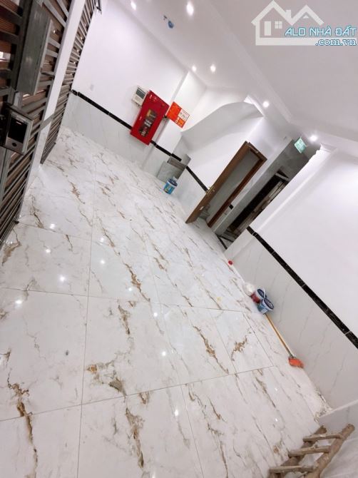 bán nhà phố minh khai 6 tầng thang máy dt 60m , giá 14 tỷ - 6