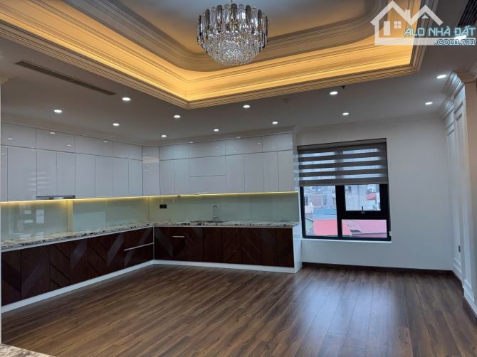 Bán tòa nhà phố Nguyễn Hoàng: 8 tầng+ hầm 2 mặt thoángx 140m, MT: 7m, Giá: 86 tỷ - 7